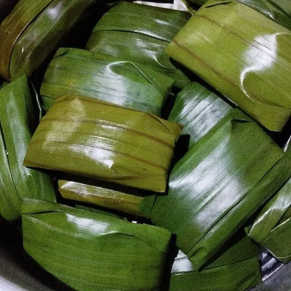 Susun rapi didalam dandang, kukus ± 30 menit/ hingga matang