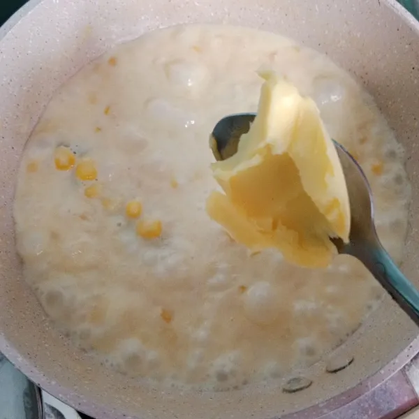 Terakhir masukkan butter.