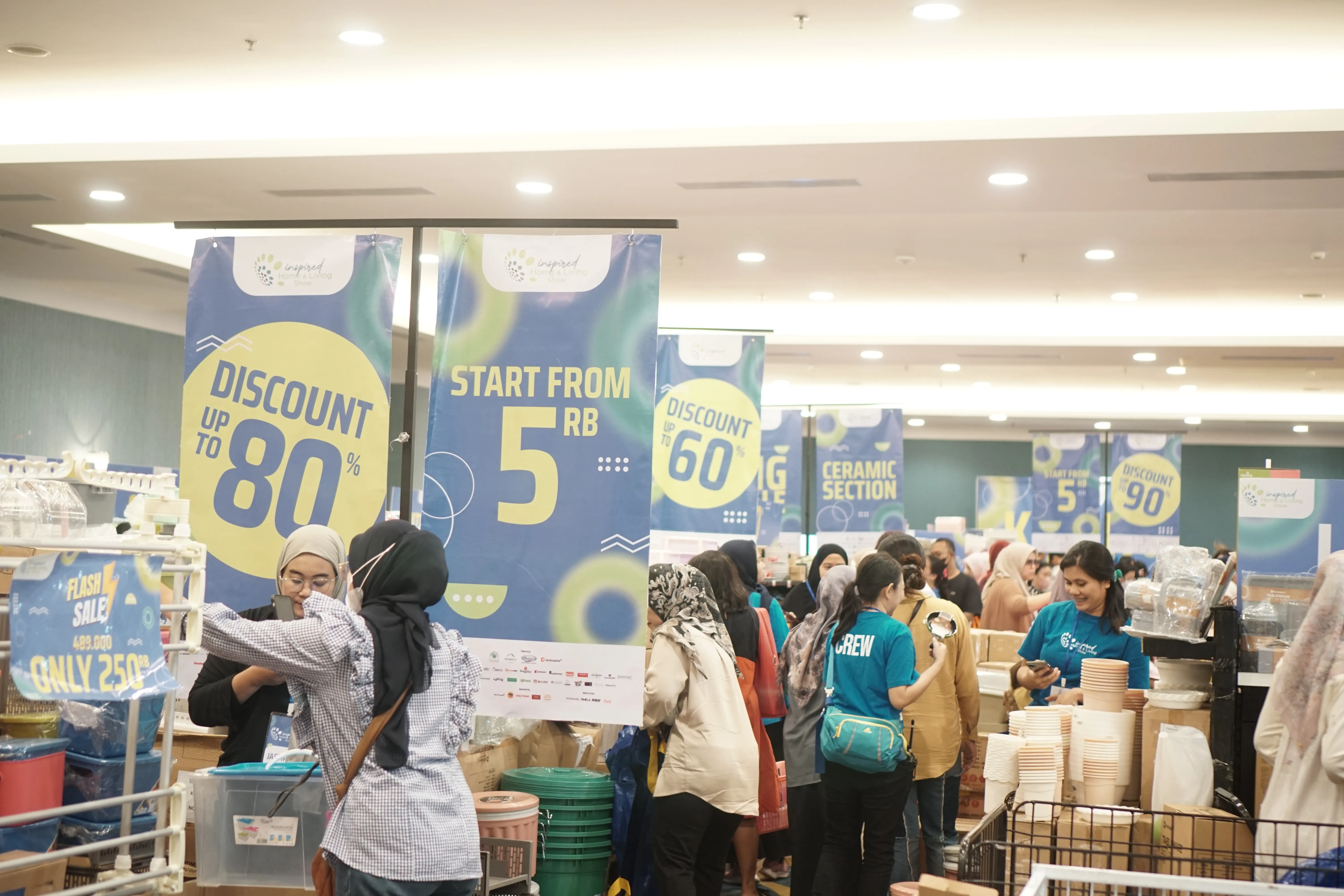 Selain itu, IHLS 2024 juga diharapkan menjadi ajang peluncuran produk-produk baru yang lebih inovatif dan menjawab kebutuhan guna mempermudah kegiatan sehari-hari masyarakat saat ini,” katanya dalam Press Conference IHLS 2024, Rabu (2/10/2024). Ellies menyebut dalam IHLS 2024 ini kami juga tentu ingin Increase Brand Awarenessterhadap masyarakat yang selama ini belum mengetahui bahkan belum pernah sama sekali menggunakan produk-produk dari empat perusahaan ternama tersebut. Dengan demikian, para produsen juga bisa mendapatkan pengalaman langsung berinteraksi dengan pelanggan dan mungkin mendapat masukan baru terkait bagaimana kebutuhanproduk rumah tangga di zaman sekarang ini.