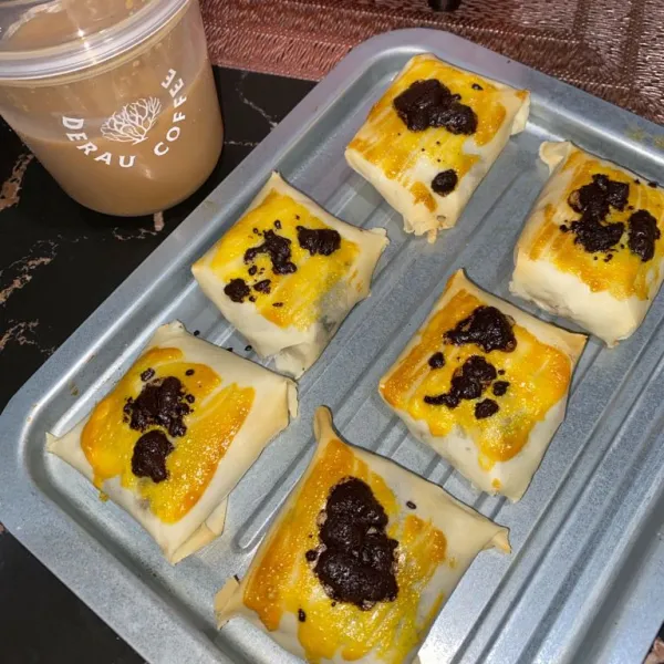 Cocok buat menemani ngopi nih