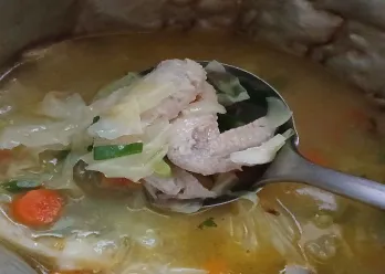 Sop Sayap Ayam dan Sayur