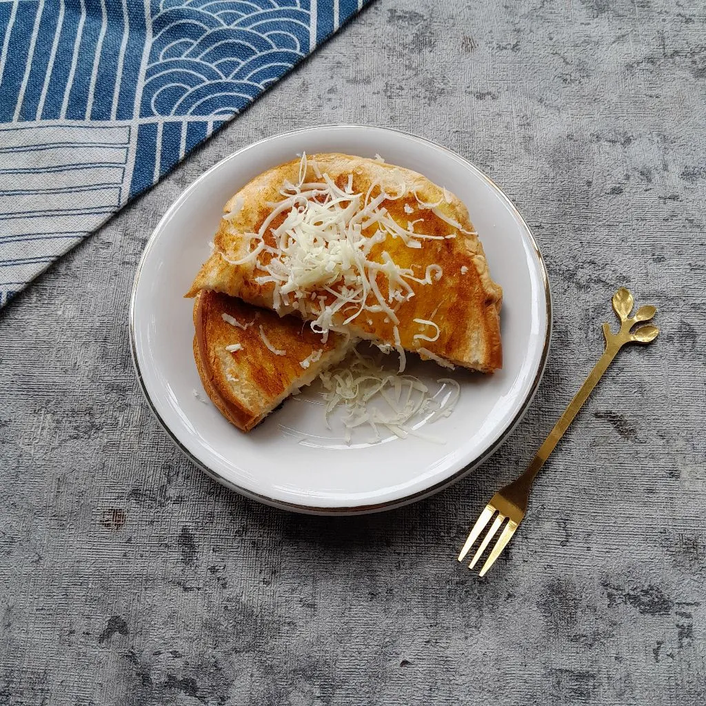 Roti Bakar Bulat Tape Susu Keju