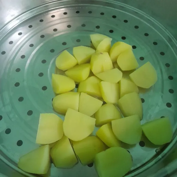 Rebus kentang sampai empuk