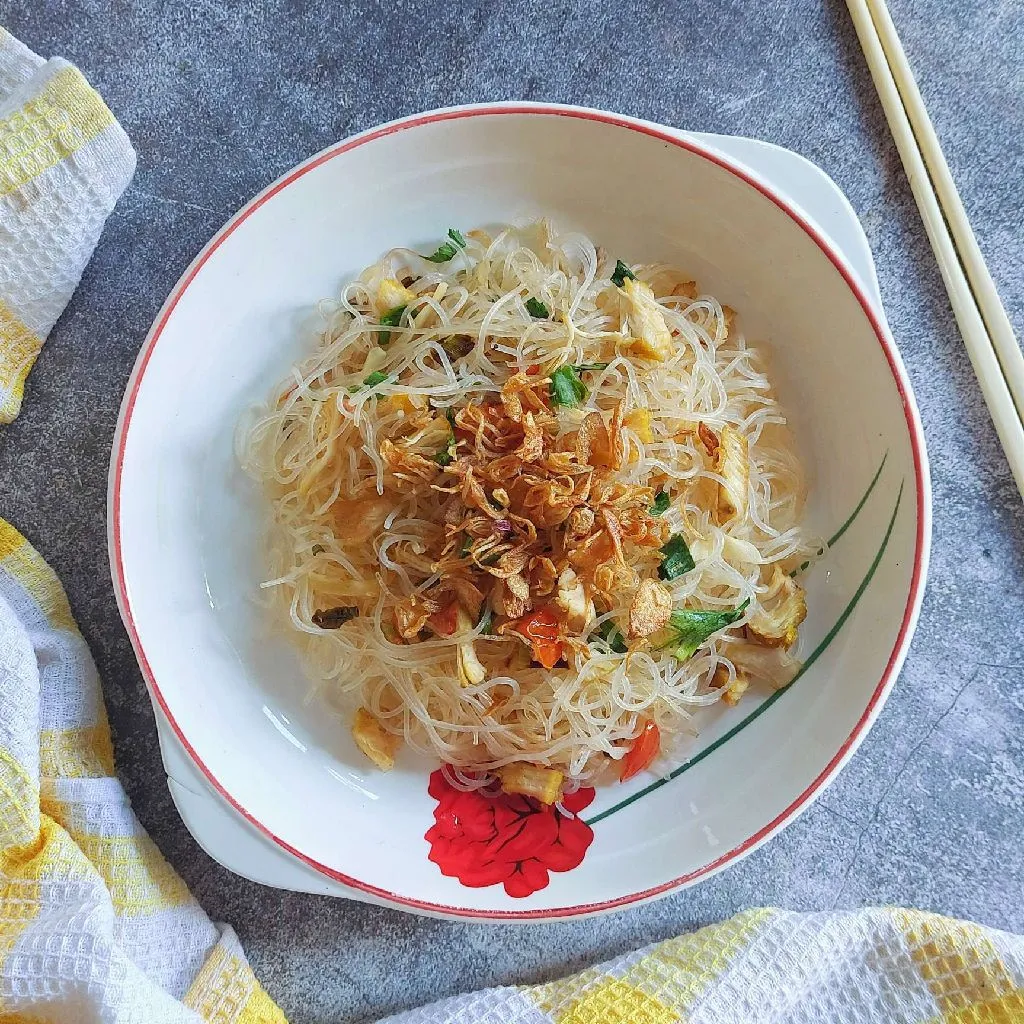 Bihun Tumis Ayam Suwir