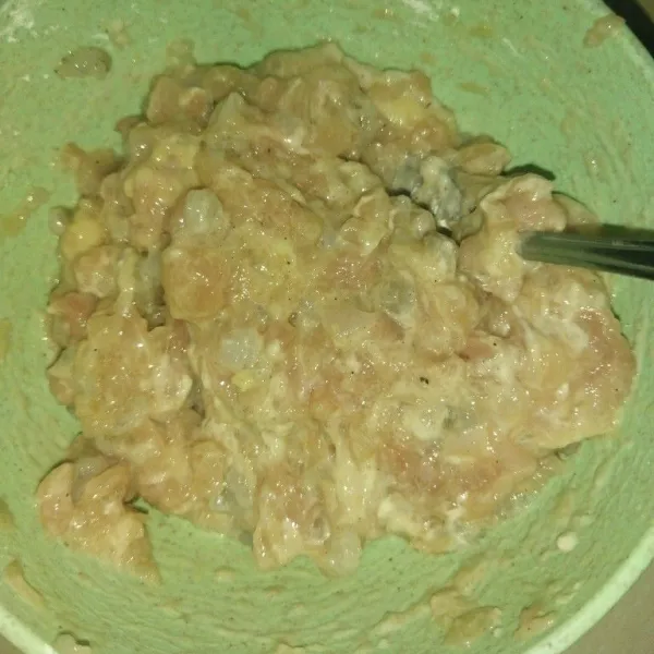 Aduk hingga semua tercampur rata.
