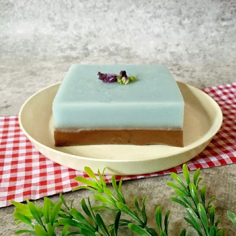 Puding Lapis Susu Telang Cokelat