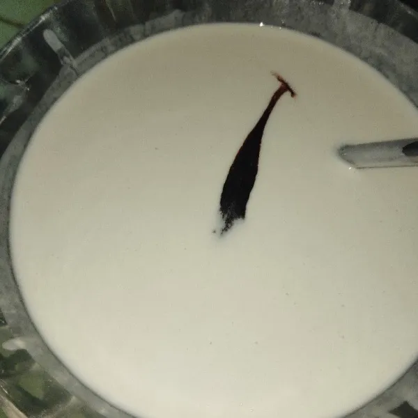 Tambahan kan pewarna makanan.