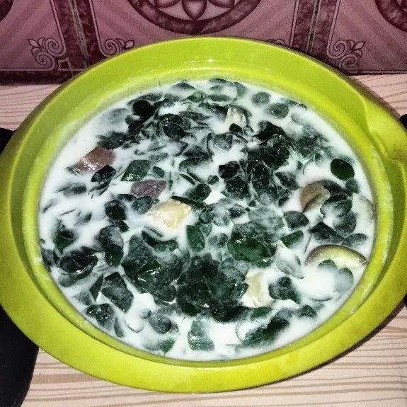 Sayur Kelor Kuah Santan, Terong.
