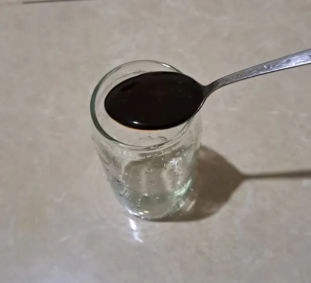 Lalu tambahkan 2 sdm madu murni