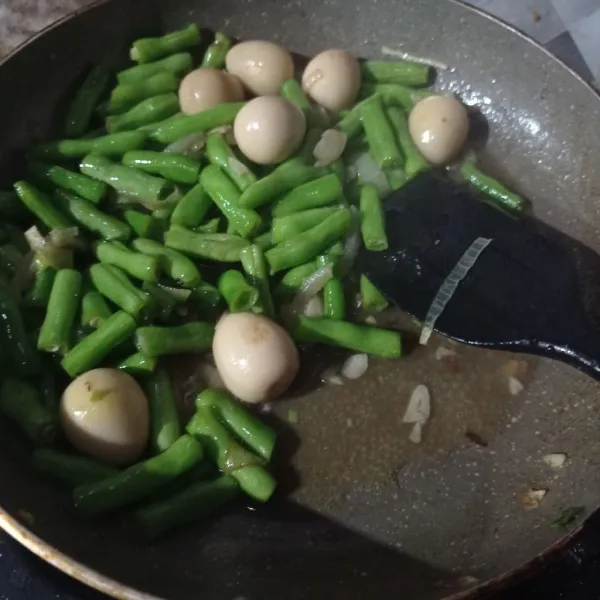 Masak sampai matang, cek rasanya