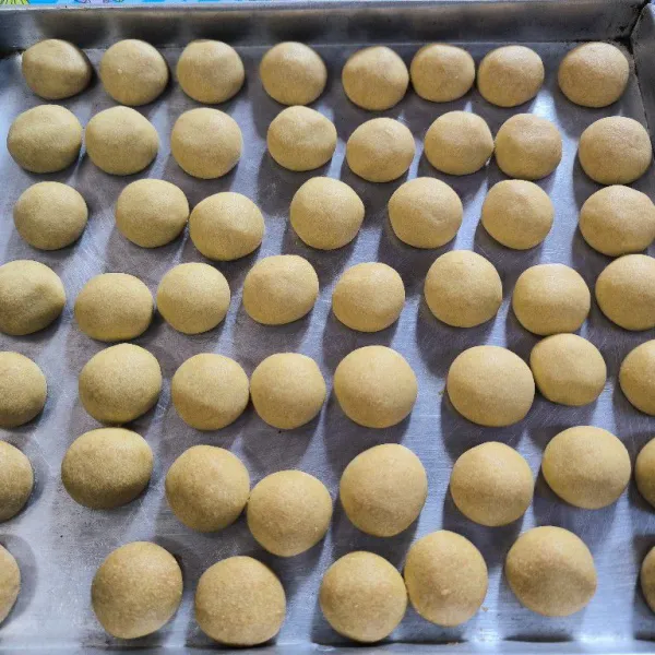 Setelah matang angkat dan diamkan hingga suhu ruang.