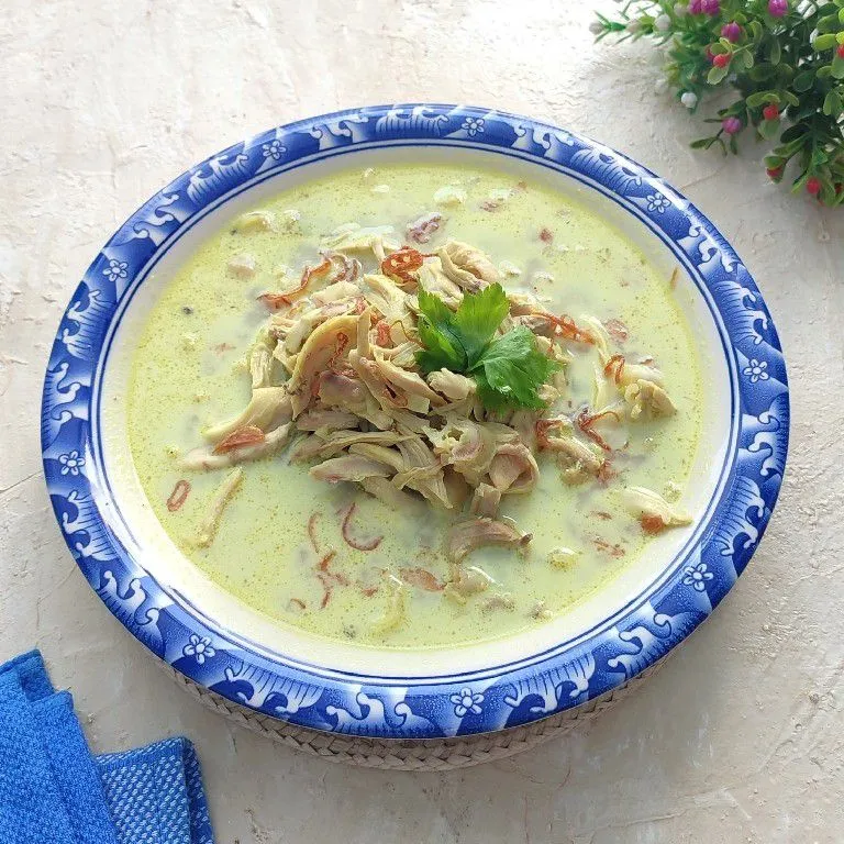 Ayam Suwir Kuah Santan