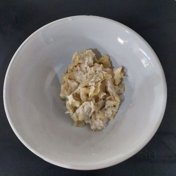 Siapakan daging buah durian