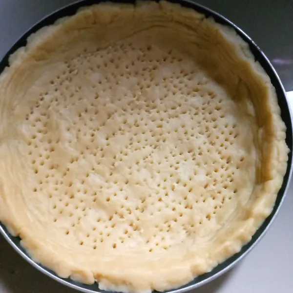 Tusuk-tusuk dengan garpu.