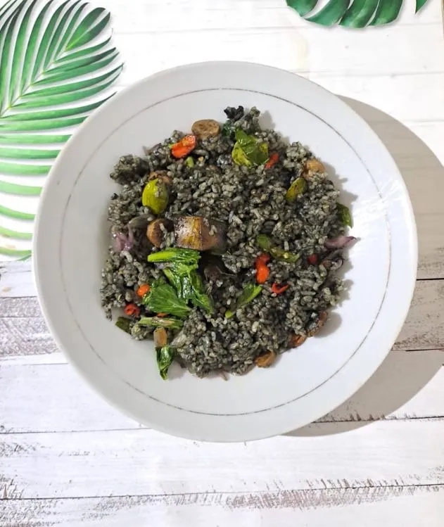 Nasi Goreng Hitam Cumi