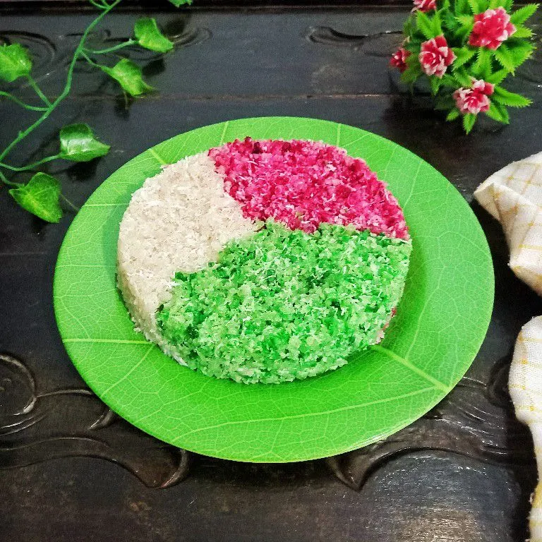 Kue Sengkulun / Awug