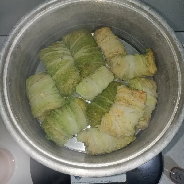Lalu kukus selama 15 - 20 menit.
