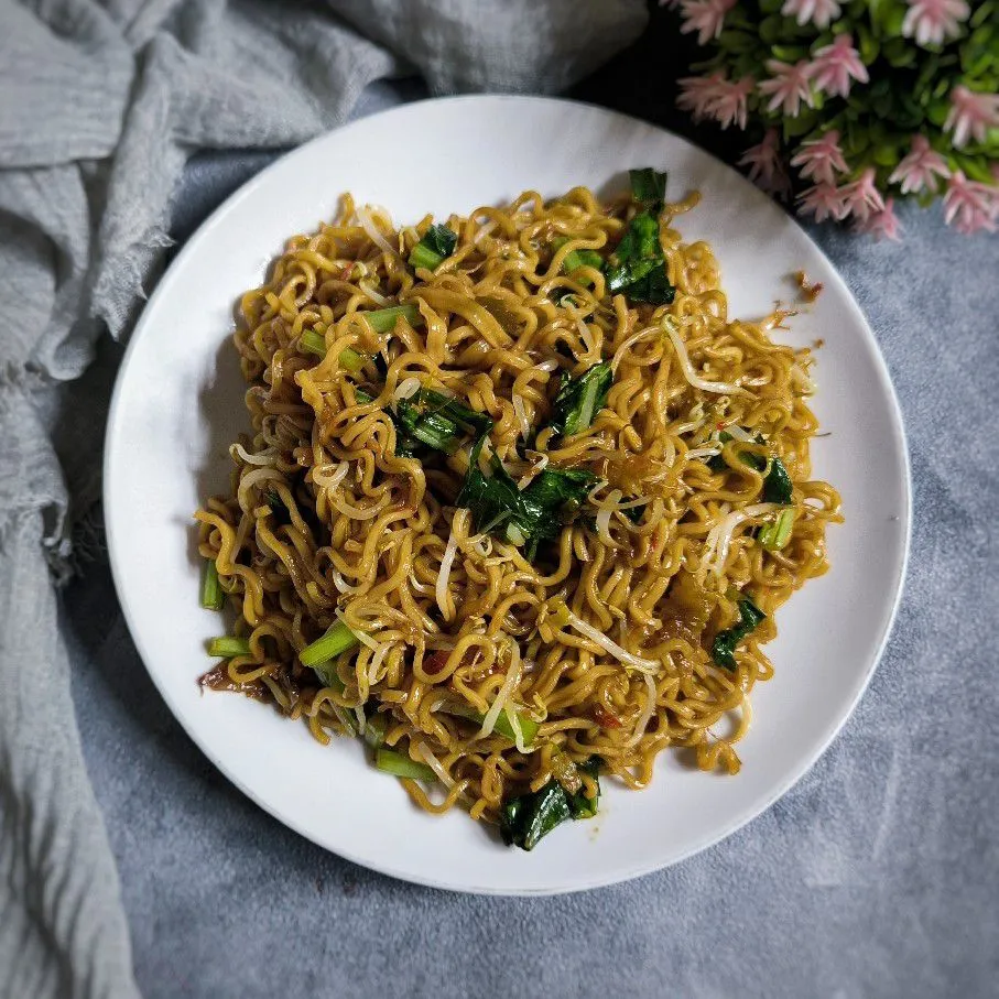 Oseng Mie Tauge Pedas