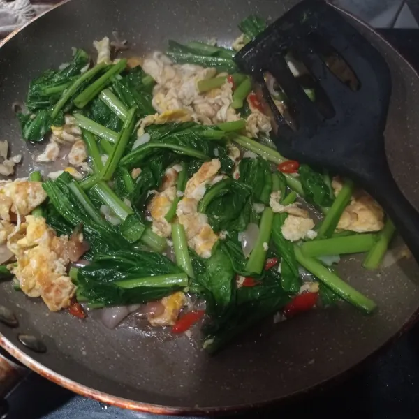 Masak sampai matang dan lakukan cek rasa.