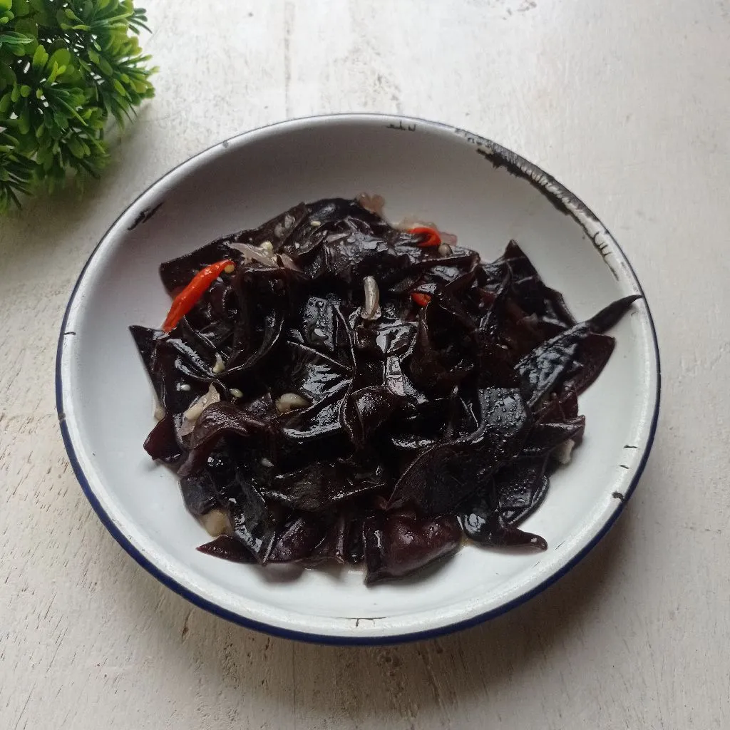 Tumis jamur kuping simpel