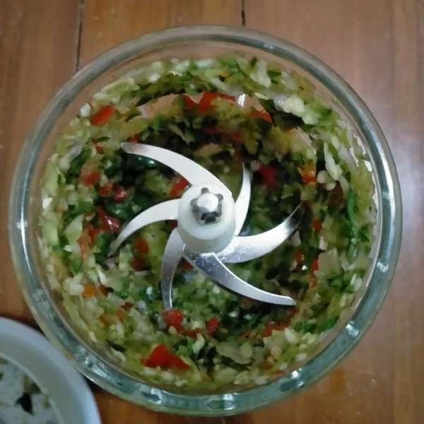 Chopper bawang dan cabai