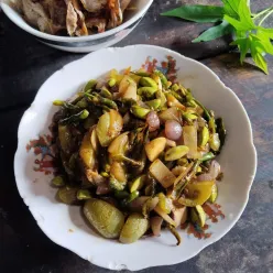 Oseng Pete Lombok Ijo
