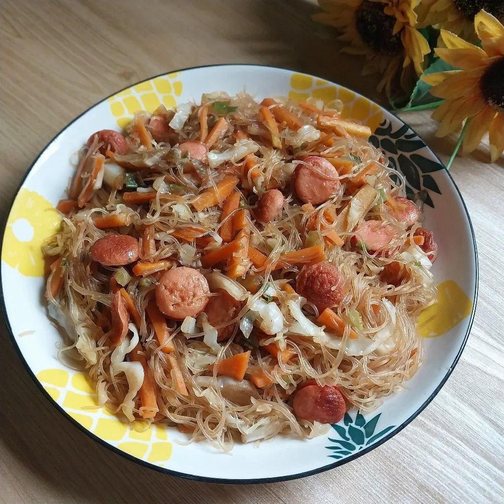 Bihun Goreng Sayur Sosis