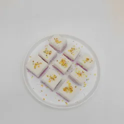 Steamed Layered Sweet Rice Cake