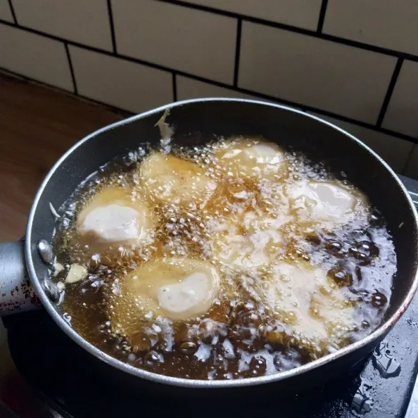 Goreng hingga matang kedua sisi.