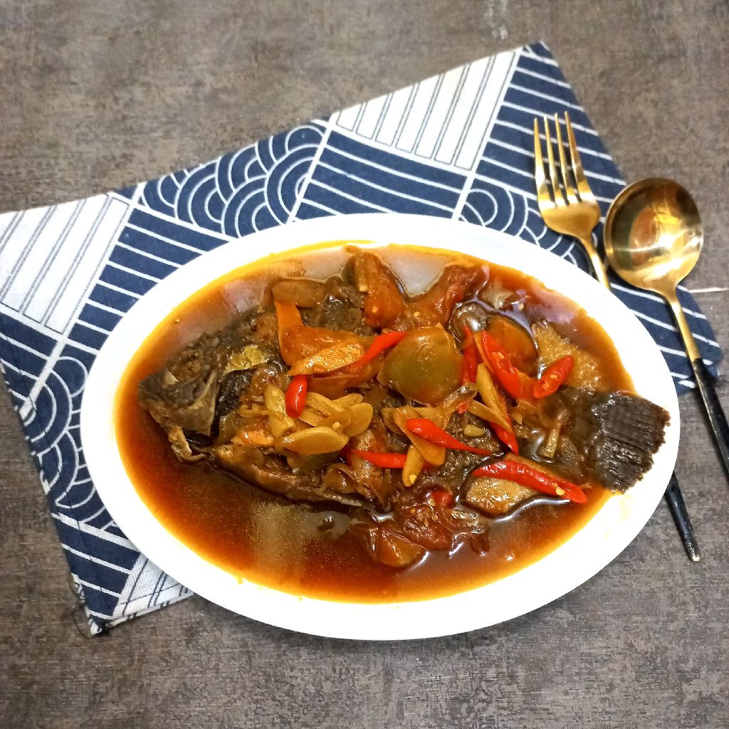 Ikan Gurame dengan Saus Spesial yang Menarik