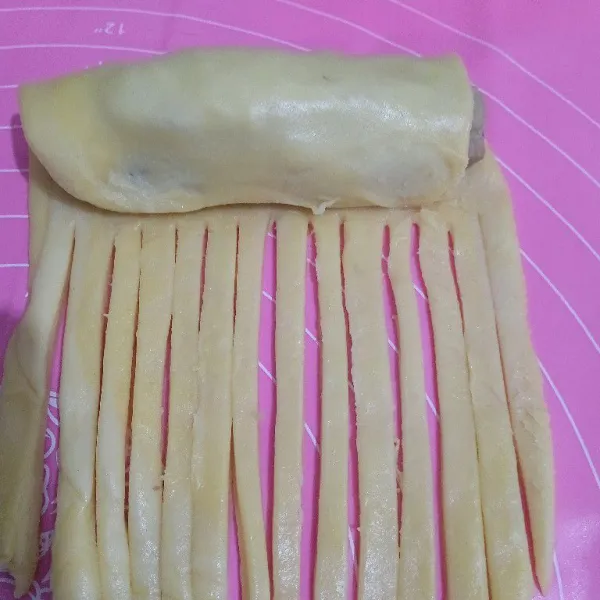 Buat irisan memanjang