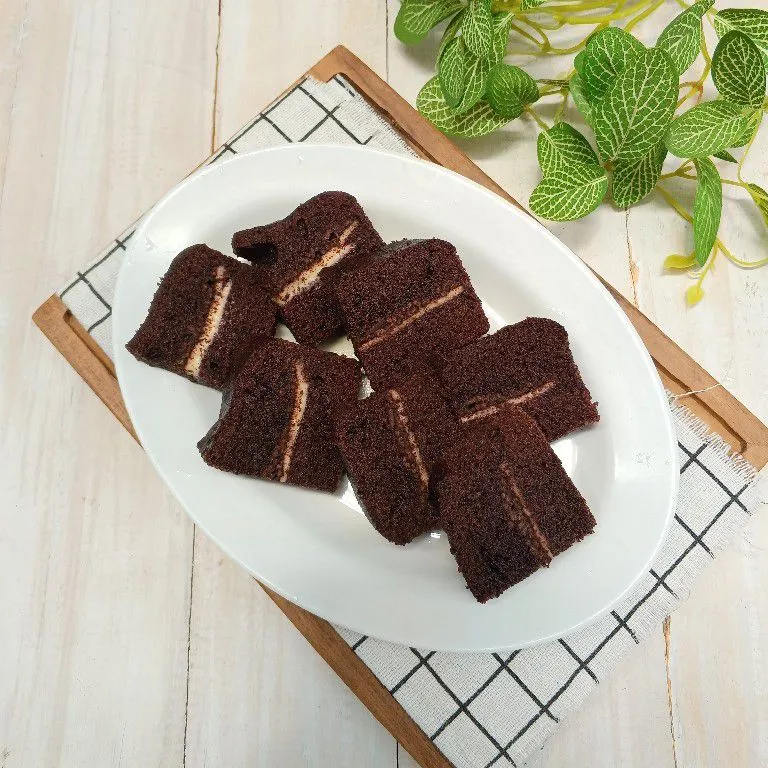 Bolu Ketan Hitam Meses Keju