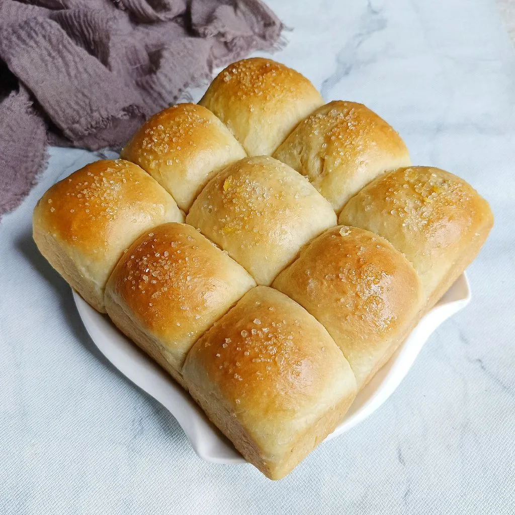 Roti Sobek Tabur Gula
