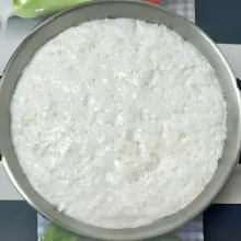 Tutup wadah dengan plastik wrap atau kain bersih. Diamkan selama fermentasi hingga adonan mengembang dua kali lipat . Aduk kembali adonan untuk mengeluarkan udara yang terperangkap