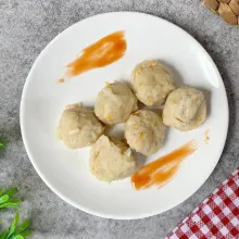 Bakso siap disajikan! Sebagian lainnya bisa simpan di freezer.