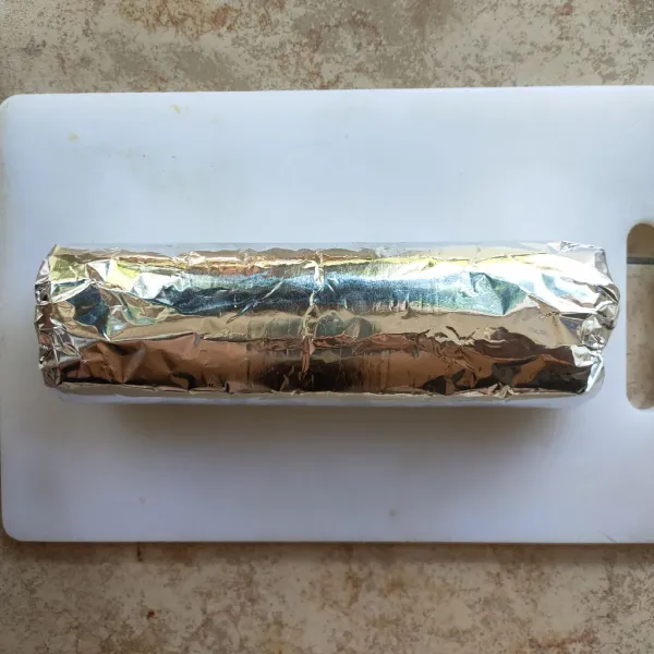 Bungkus dengan aluminium foil, lalu kukus selama 30 menit.