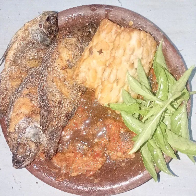 Mujair Goreng Sambal Khas Lamongan