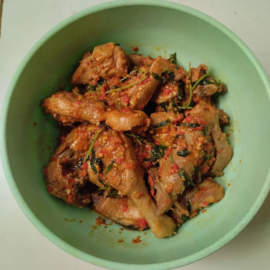Bebek Rica-rica kemangi
