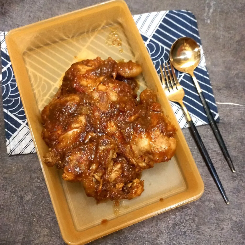 Ungkep Bakakak Ayam Daun Jeruk