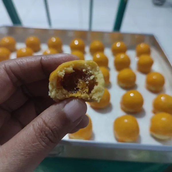 Setelah dingin, masukkan toples.