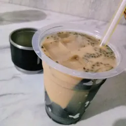 Milk Tea Crack Ice