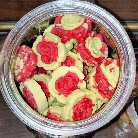 Kue Kering Mawar "Super Crunchy"