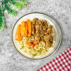 Mie Ayam Kecap Wortel