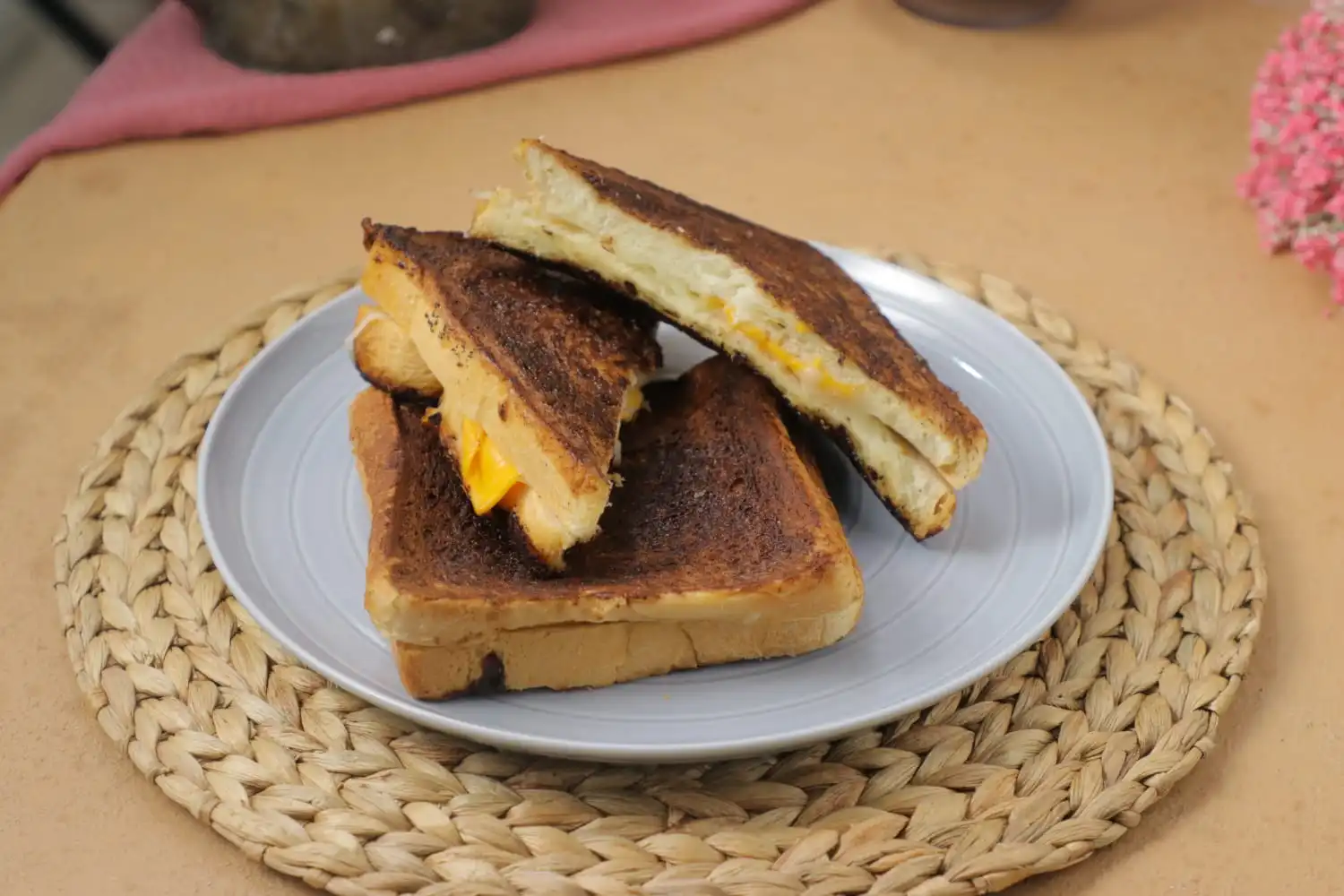 Brown Sugar Cinnamon Cheese Toast, Menu Sarapan Next Level