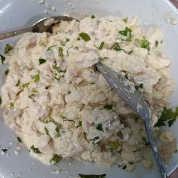 Pastikan bahan tercampur sampai rata