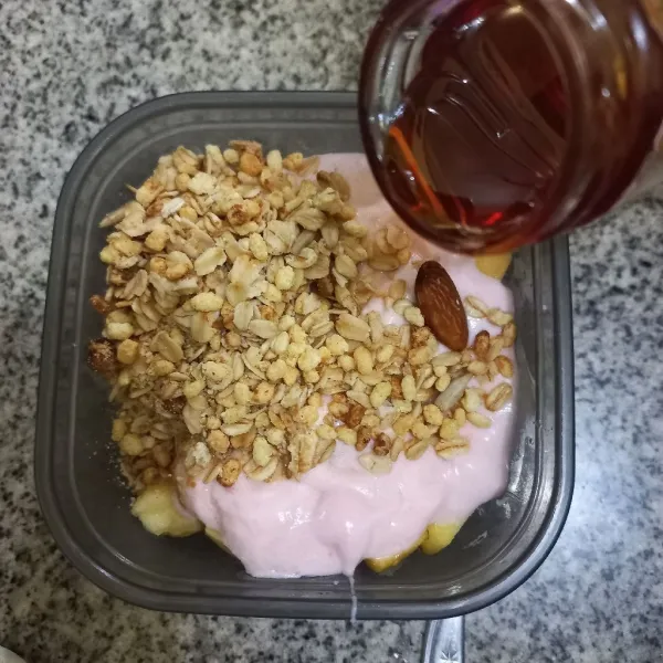 Beri madu sesuai selera