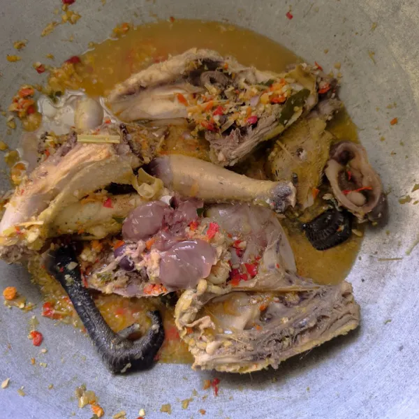 tutup, dan masak sampai susut selama kurang lebih 1 jam