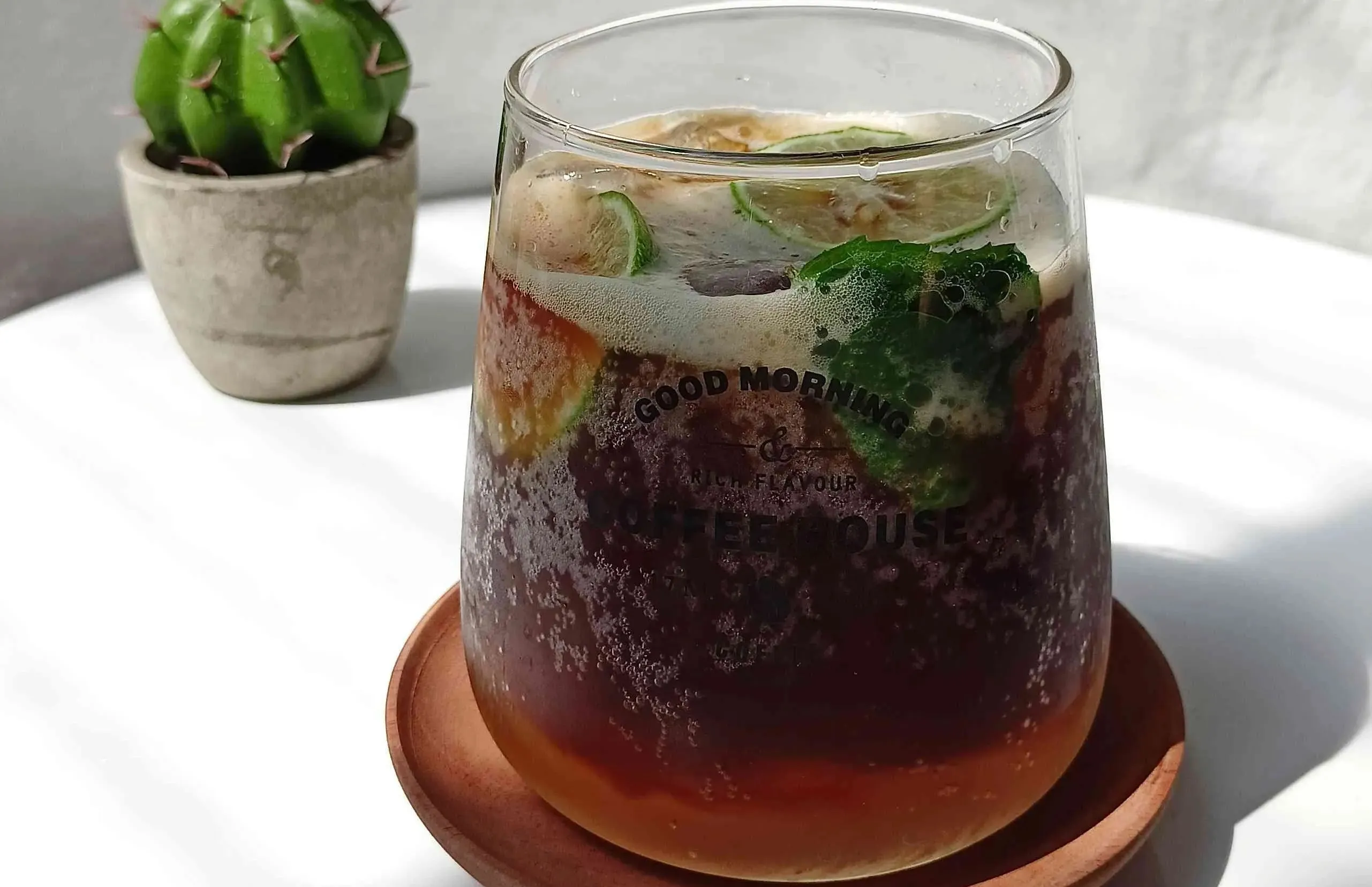 5. Warung Kopi Purnama Bandung