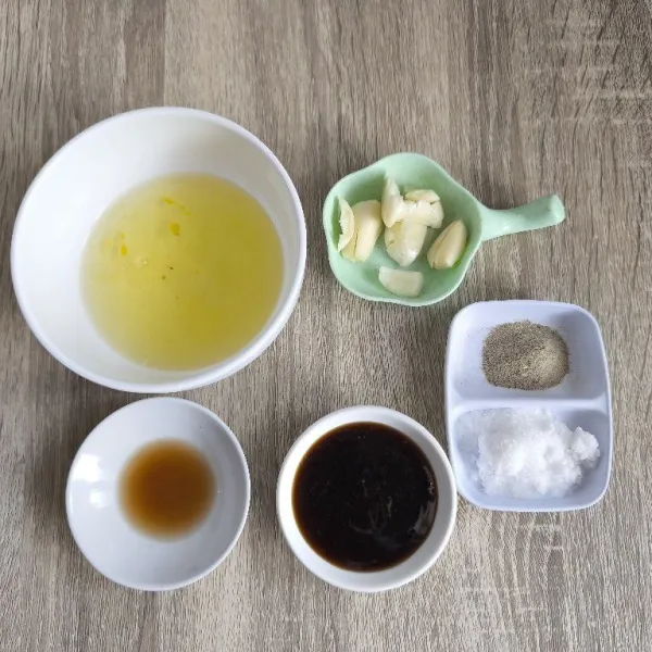 Siapkan bahan bumbu-bumbunya terlebih dahulu.