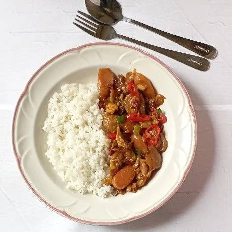 Nasi Gila Bakso Sosis Telur